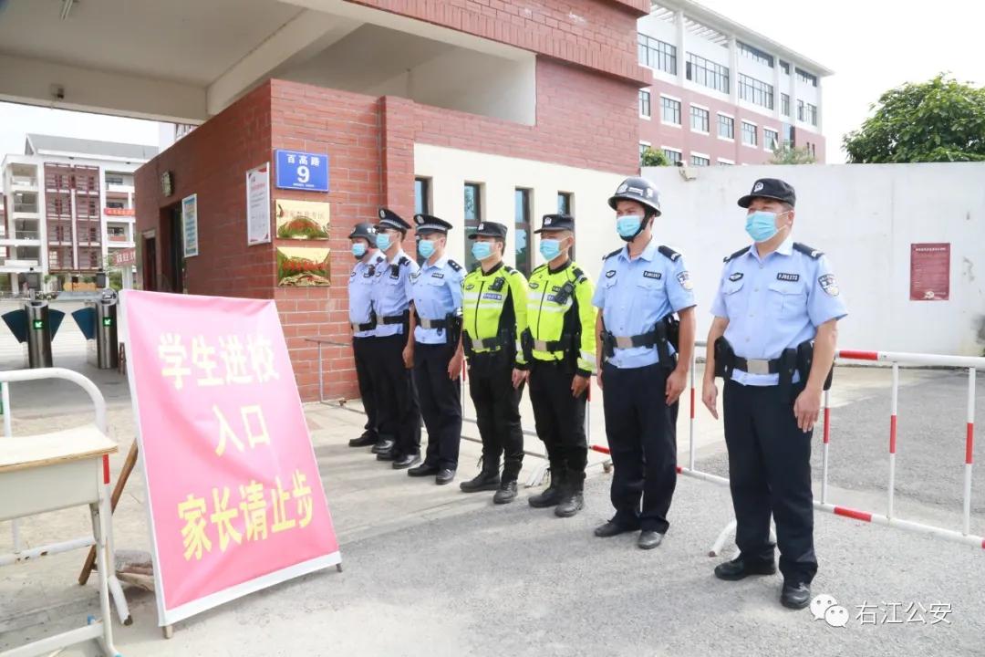 今年高考学生最新图片，青春奋斗的痕迹